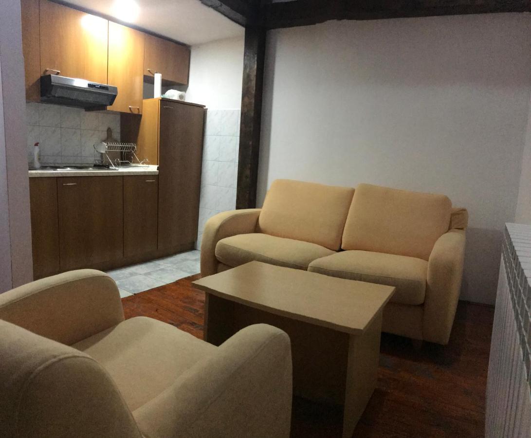 Apartmani Kosuta تجينتيستيه المظهر الخارجي الصورة